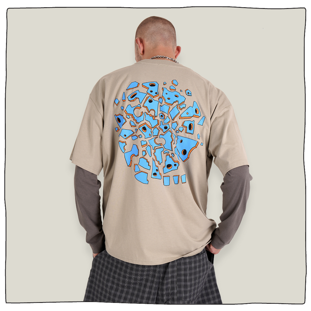 Fractured Skull Oversized Tee in Stone